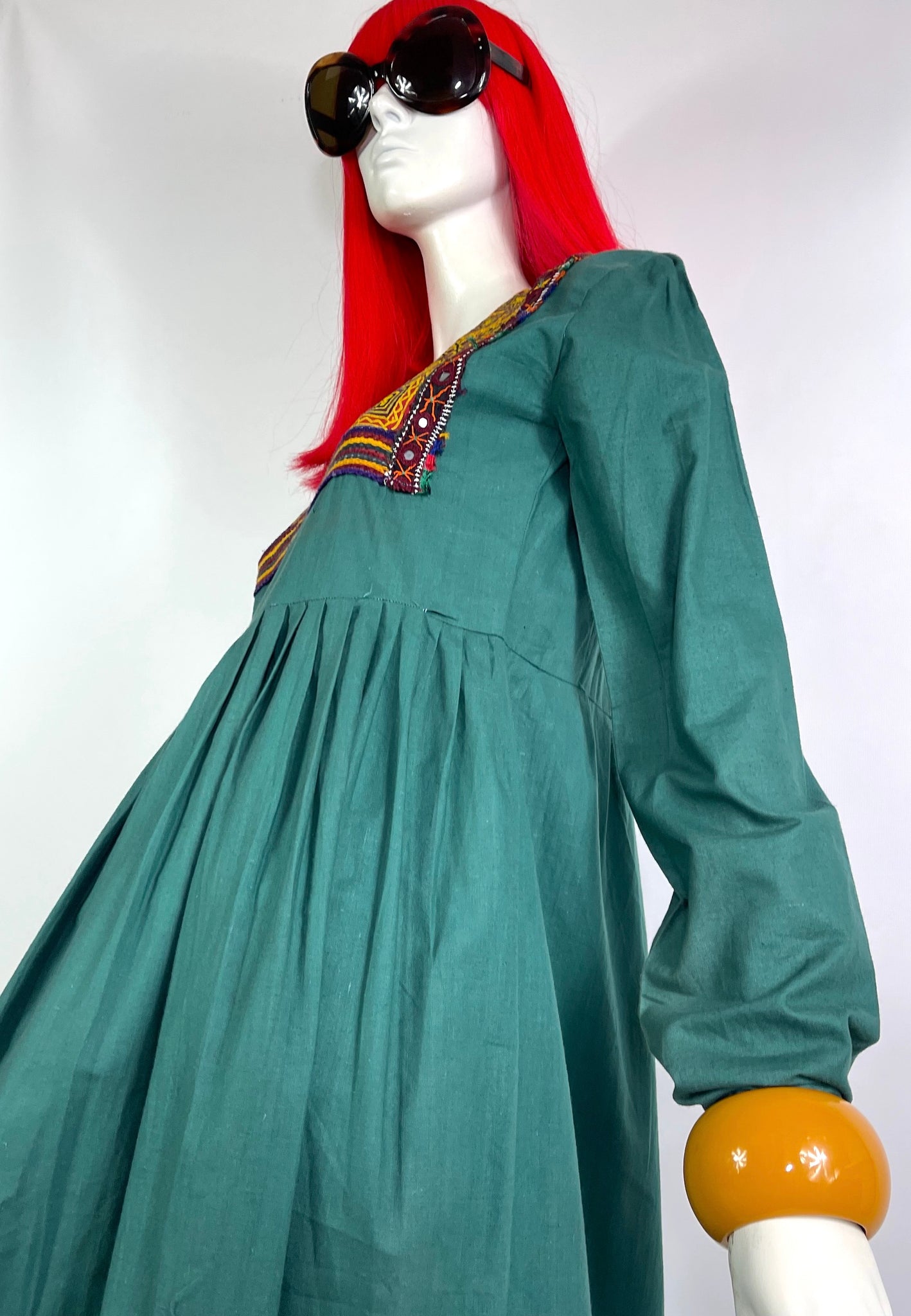 1960s vintage hippie cotton afghan kaftan maxi dress / Lux hippie / ca Top of the Shops Boutique 1960s vintage hippie cotton afghan kaftan maxi dress / Lux hippie / ca Top of the Shops Boutique