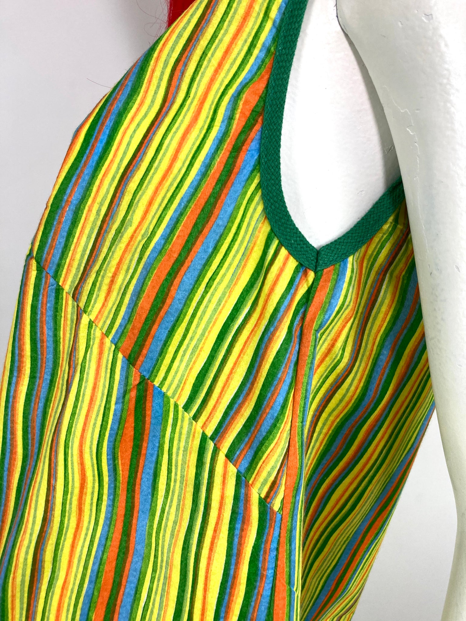 1960s vintage RARE and collectable ULTRA MOD paper dress / Twiggy / Co – Top of the Shops Boutique 1960s vintage RARE and collectable ULTRA MOD paper dress / Twiggy / Co – Top of the Shops Boutique