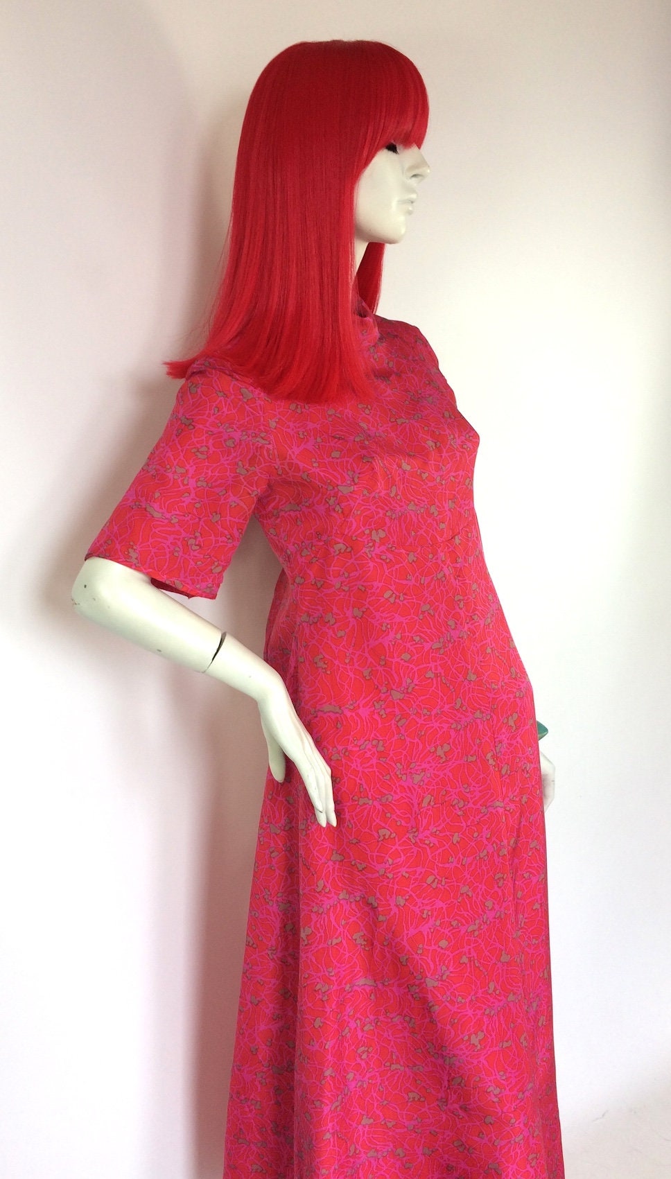 Vintage 1960s silk magenta maxi gown / 70s cocktail dress / Liz Taylor   Top of the Shops Boutique