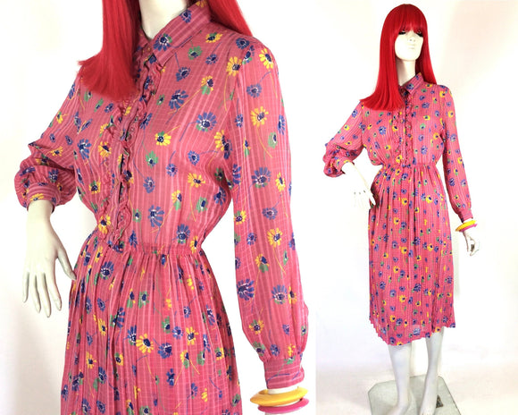 1970s vintage bubblegum pink MOD shirt dress / floral / daisies / Dollybird / posh