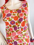 1960s fruit and daisy novelty print shift dress / Mod / Pop / Flower Power
